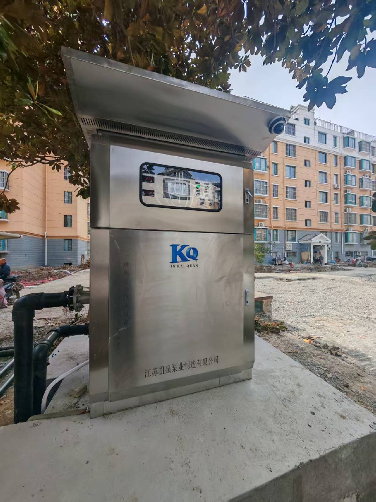 小区一体化直联供水设备项目安装现场